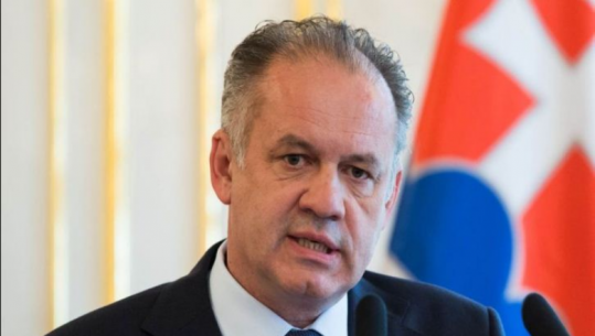 Presidenti sllovak Andrej Kiska njofton miratimin e qeverisë së re