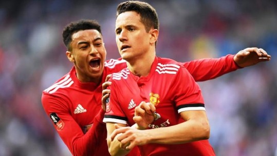 FA Cup, Manchester United mposht Tottenham dhe kalon në finale