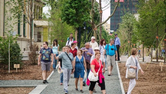 Turistët e huaj kontribuojnë me 13.3 për qind te Prodhimi Vendas