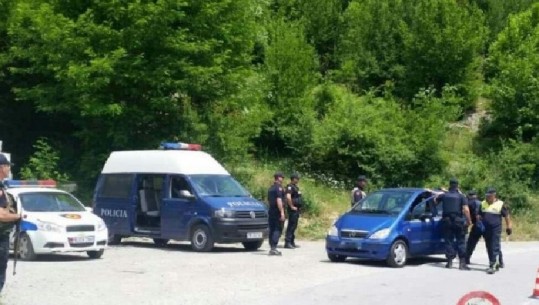 Skenë si nëpër filma, vjedhin 'Benz-in' në Tiranë, 'luftë' me policinë në Bulqizë, autorët ja mbathin në këmbë