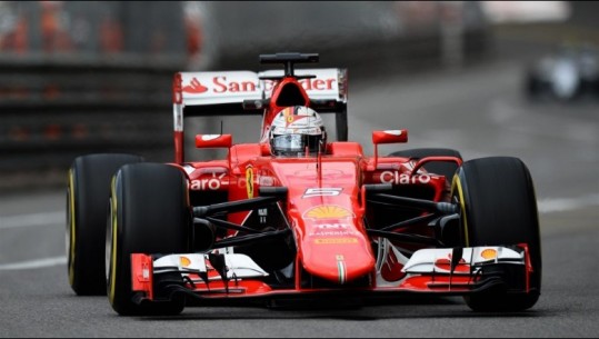 Formula 1/ Scuderia Ferrari homazhe 43 viktimave të Genovas (Foto)