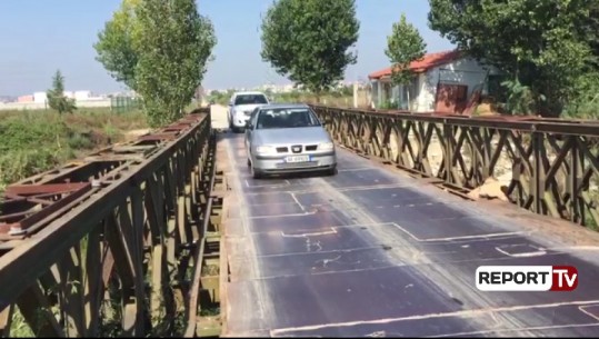 Fier/ Ura që lidh mbi 14 fshatra në rrezik shembje, banorët të shqetësuar: S’lanë gjë pa vjedhur, do biem brenda