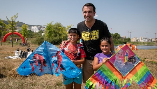 Festivali Ndërkombëtar i Balonave, Veliaj: Po gjallërojmë një pjesë të Liqenit, kemi kthyer traditën e festës