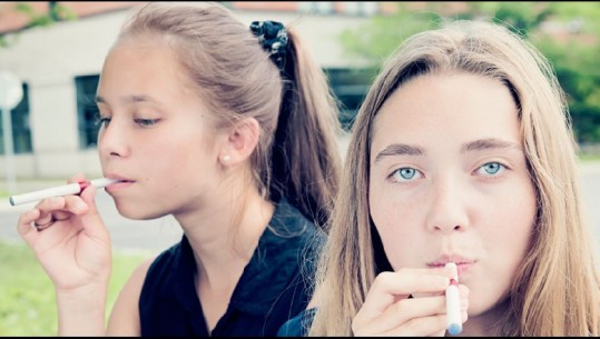 Drejt ndalimit cigaret elektronike mes adoleshentëve në SHBA