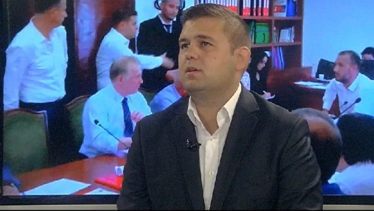 Ligji për Teatrin/ Braimllari në Report Tv: Shkelje e Kushtetutës, Rama e ka kthyer vendin në pronë private