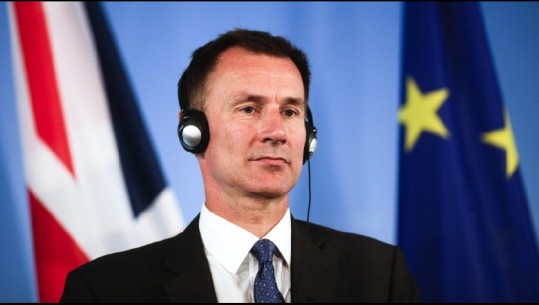 Britania për BE-në, Jeremy Hunt: Mos ngatërroni mirësjelljen me dobësinë