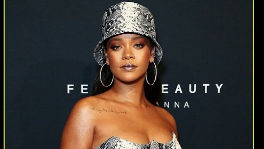 Ylli i muzikës Rihanna në Australi për përvjetorin e kompanisë së saj Fenty Beauty