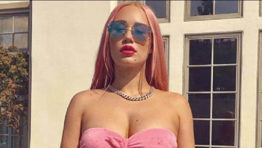 Nuk i pëlqeni picat, ju ka marr uria? Ja se si Iggy Azalea ju frymëzon në kuzhin që ti adhuroni e ti konsumoni (Foto)