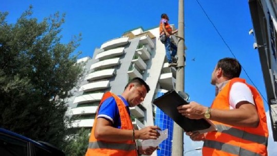 Ndërprerje të vazhdueshme të energjisë elektrike në zonën pranë ish-stadiumit 'Qemal Stafa', OSHEE fajëson privatin 