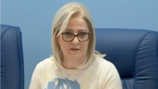 Protesta e studentëve/Lindita Nikolla: Më plasi zemra kur dëgjova thirrjen: Po vjen rinia dhe jo ushtria(INTERVISTA)