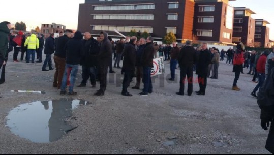 Nis edhe në Durrës protesta, qytetarët: Do bllokojmë autostradën