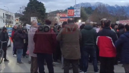 Pas më shumë se një ore, mbyllet protesta në Berat 