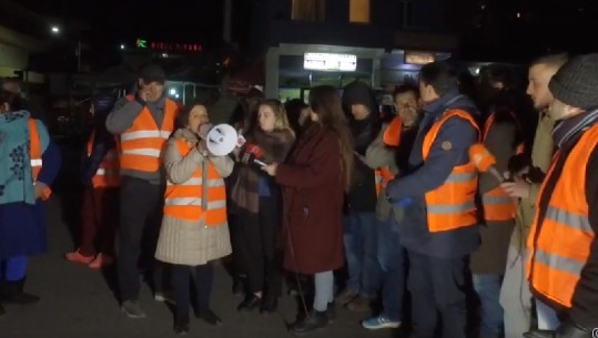 'Unaza e Re'/ Banorët protestë në ditën 61-të, deputeti i PD: Ramën s'e lënë bandat të heqë dorë nga prishja e shtëpive