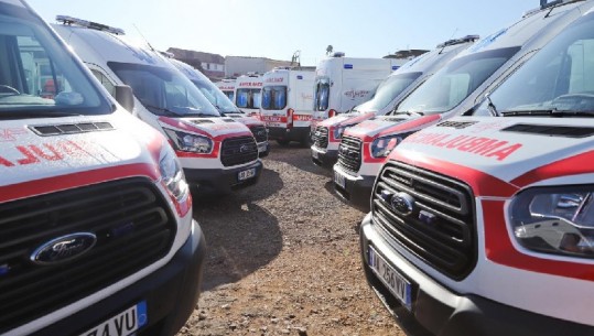 Rinovohet flota e autoambulancave të Tiranës, shërbim me aparatura moderne edhe në banesë