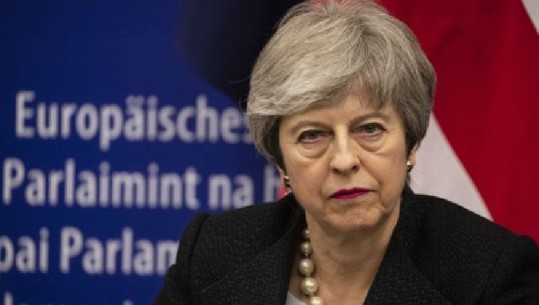 BE-BREXIT, qëndrimet pas refuzimit, May kërkon largimin nga unioni pa marrëveshje