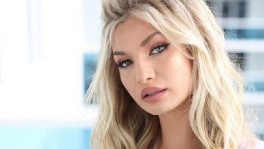 Modelja shqiptare mes engjëjve të Victoria's Secret (FOTO)