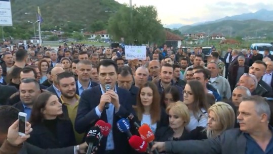 Basha mbyll protestën gjysmë ore më herët: Me Ramën s'ka Evropë! Bllokimi i rrugëve, sakrificë për të ardhmen