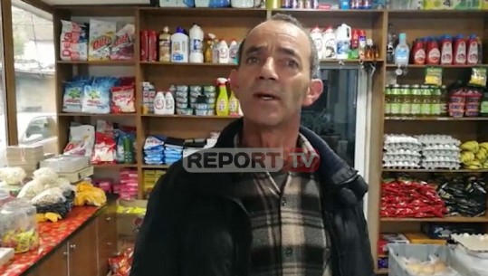 Frika nga helmimi, banorët i drejtohen marketit, tregtari: Është shitur uji i një viti për një natë (VIDEO)