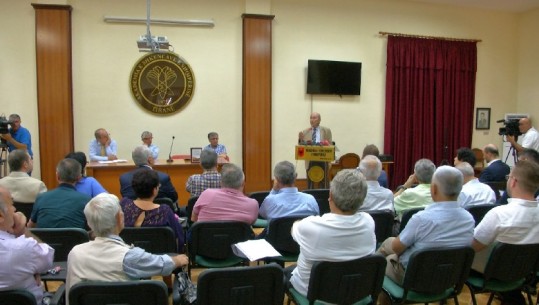 Shpëtim Idrizi-akademikëve: Përfshihuni në debatin mbi falsifikimin e historisë së shqiptarëve të Çamërisë 