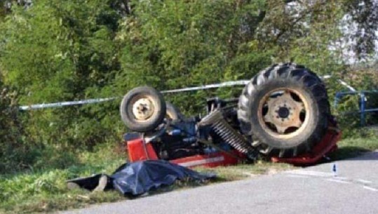 Aksidentohet me zetor, humb jetën 42-vjeçari në Divjakë