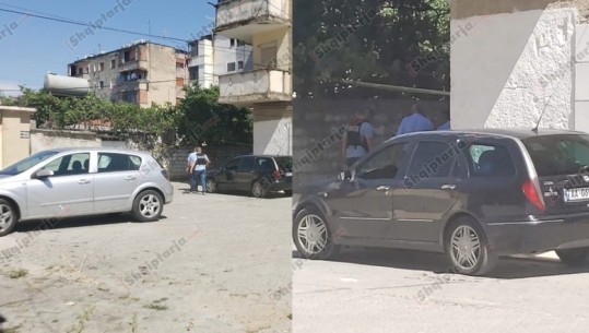 Skena e krimit dhe makinat e vëllezërve që u përplasën me armë në Kavajë (VIDEO)