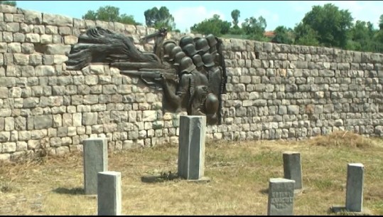 76-vjetori i masakrës së Borovës, familjarët lule në memorialin e 107 viktimave 