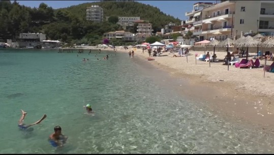  Himara destinacioni ideal i të huajve, turistët: Shqipëria dhe shqiptarët janë të mrekullueshëm, do rikthehemi