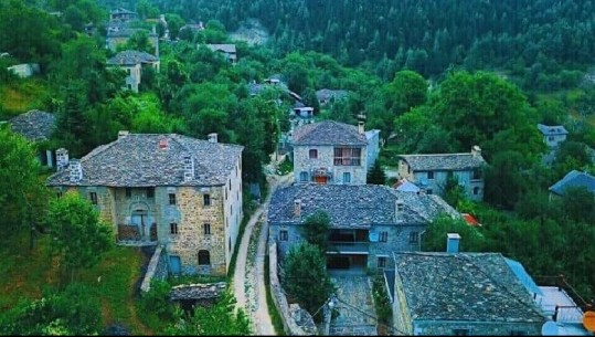 Atraksion në çdo stinë/ Turistët: Na qan zemra për Dardhën! Mbretëresha e lakrorit: Ju tregoj sekretin (VIDEO)