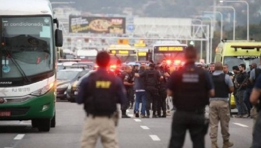 Rio de Janeiro, kërcënon me pistoletë lodër, vritet pengmarrësi  (VIDEO)