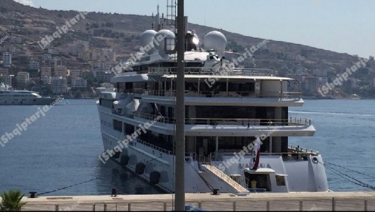 Ankorohet përsëri në portin e Sarandës një ndër jahtet më të mëdha e luksoze në botë (VIDEO)