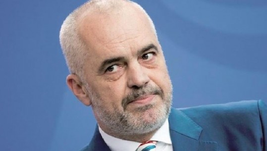 Kryeministri Edi Rama ndryshon look /FOTO