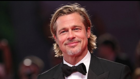 Brad Pitt po tërhiqet nga bota e biznesit, shet 60% të  aksioneve nga kompania e përbashkët me Jennifer Aniston