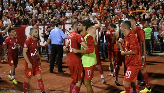 Partizani triumfon 2 - 1 në derbin ndaj Tiranës, festa e ftubollistëve (FOTO-VIDEO)