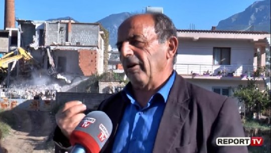 Shembja e banesës në Shkozë/ Pronari: Nuk dimë ku do qëndrojmë! Kam hapur gjyq ndaj ALUIZNI-t dhe ARRSH-së (VIDEO)