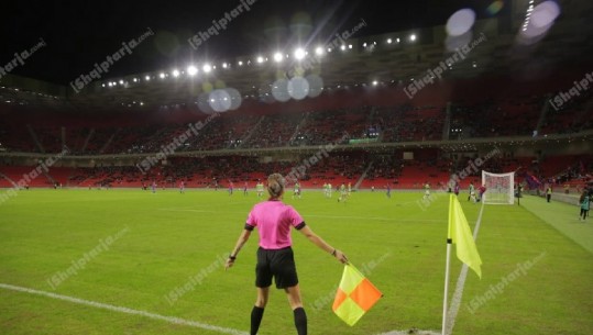 Përtej futbollit! Çfarë u pa në ndeshjen që do të mbahet mend në histori si e para në 'Arena Kombëtare'