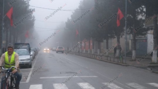 Kukësi zgjohet i mbuluar nga mjegulla (VIDEO-FOTO)