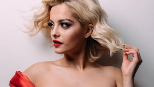 Bebe Rexha gatuan ushqimin shqiptar, gjellën e famshme me mish e lakra