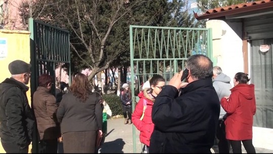 Akuzat e PD se në shkollat e Elbasanit nuk ka ngrohje, përgjigjet bashkia: Në të gjithë fshatrat është e garantuar