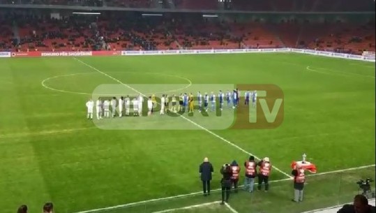 Yjet e Greqisë dhe Italisë përballen në finale, Emanuela Rusta arbitron ndeshjen