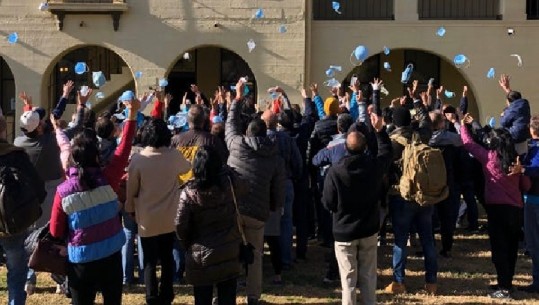 Frika nga koronavirusi, përfundon karantina për qindra persona të bllokuar në dy bazat e Kalifornisë