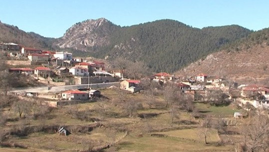 Vithkuqi, perlë e juglindjes së vendit, banorët: Turistë kemi por largohen se nuk kanë ku të qëndrojnë (VIDEO)