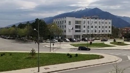 Bashkia Kukës fal për 5 muaj taksën për hapësirën publike, lehtësime edhe për biznesin e vogël