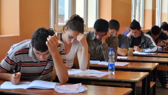 Njoftimi i rëndësishëm për maturantët, tre gjërat që duhet të dini për provimet në kohë koronavirusi