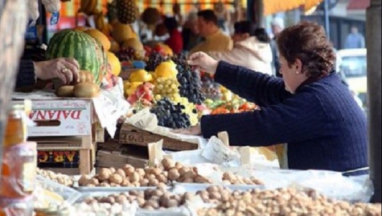 INSTAT: Në muajin maj çmimet e ushqimeve u rritën me 4.9% krahasuar me një vit më parë