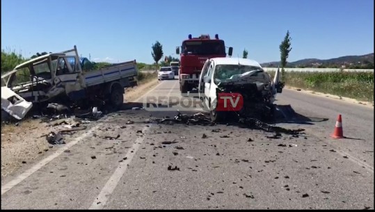  Makinat përplasen kokë më kokë në Levan të Fierit, 4 të plagosur! Pamje nga goditja e fortë e mjeteve