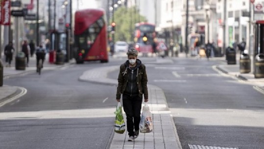 Britania e Madhe nuk përjashton rimbylljen totale prej Covid-19