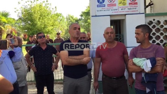 Naftëtarët e Ballshit sërish në protestë, paralajmërojnë fillimin e një greve urie (VIDEO)