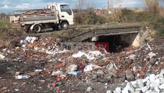 Kurbin/ Ura në Fushë-Kuqe rrezikon shembjen! Banorët: Nga Bashkia na thonë do e rregullojmë por askush nuk ka ardhur (VIDEO)