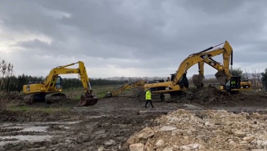 Investimi nga Turqia/ Vijon ndërtimi i Spitalit të Fierit, Rama kërkesë kompanisë: T'u ofrohet punësim në kantier pronarëve të tokave (VIDEO)