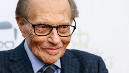 Ndahet nga jeta legjenda e gazetarisë botërore, Larry King! Bëri historinë në CNN! Në dhjetor u prek nga COVID